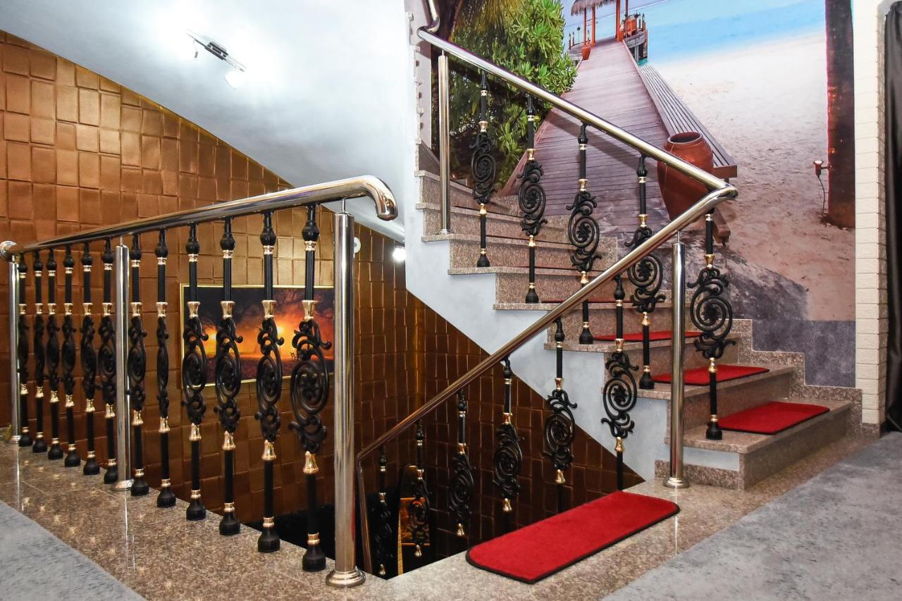 Hotel Palace Velika Kladusa Dış mekan fotoğraf